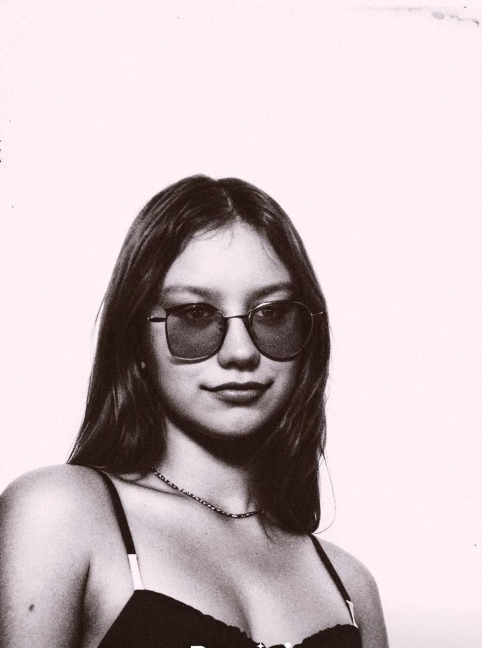 AngelinaLow's Profile