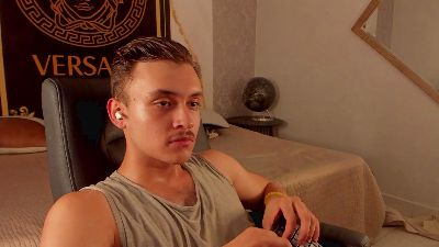 Desmon_Clark's Profile