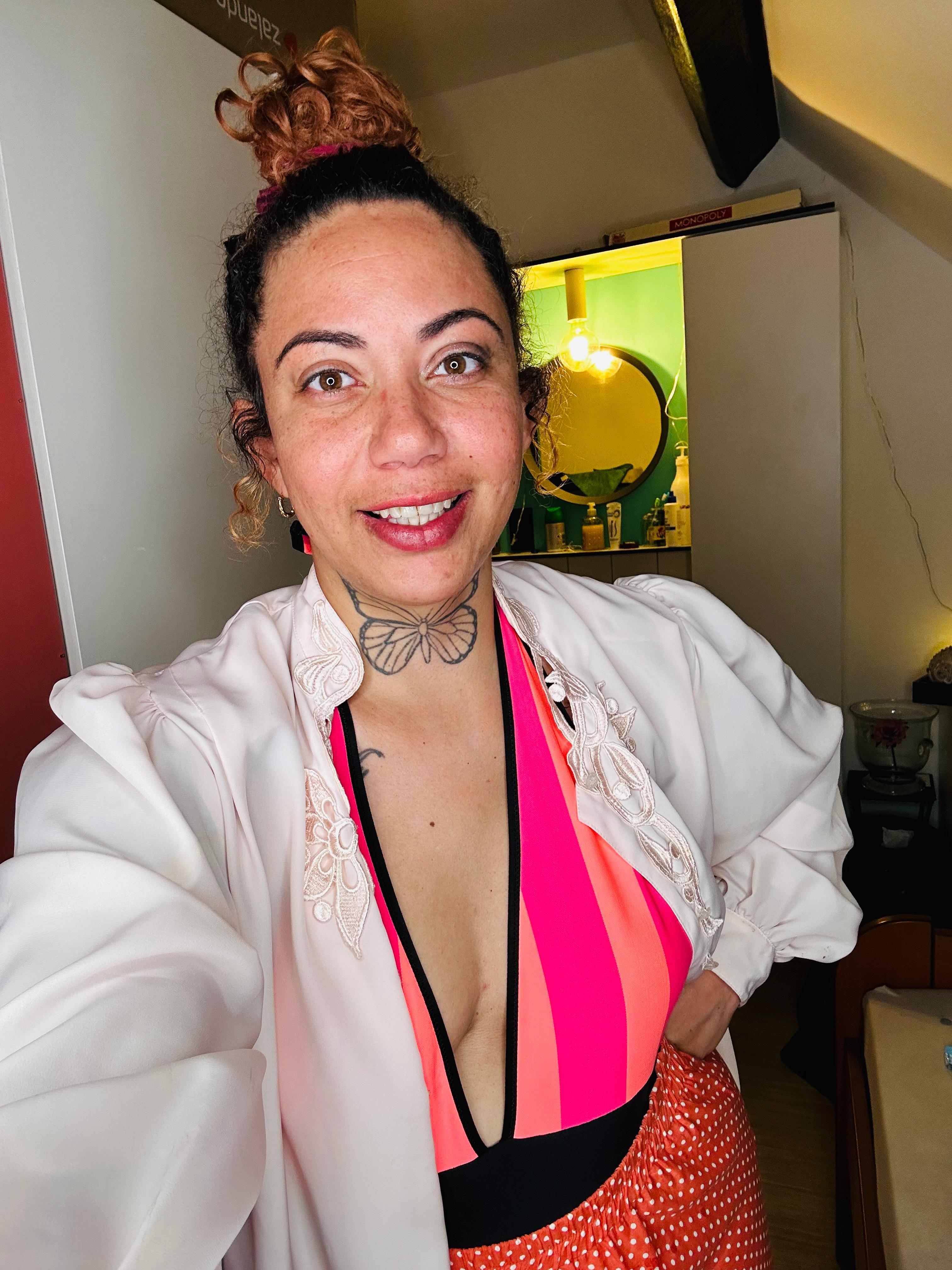 Latinacool's Profile