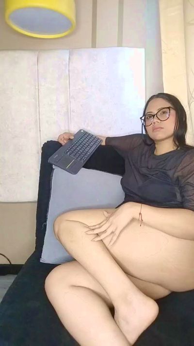 VeroHot71's Profile
