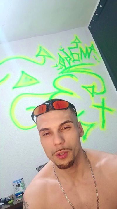 Zyonprive's Profile