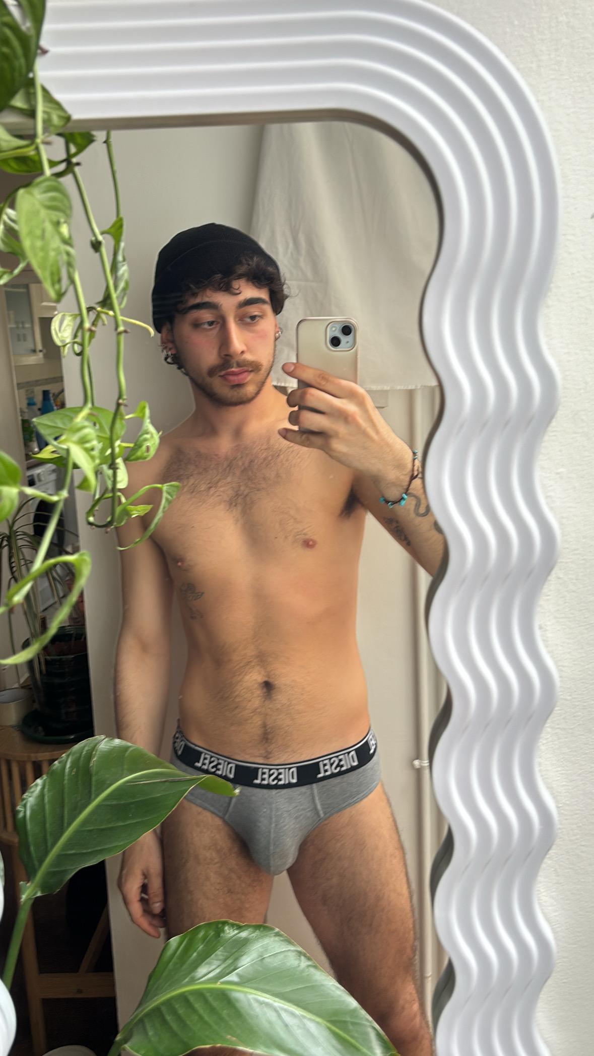 boy_byye Profile Image