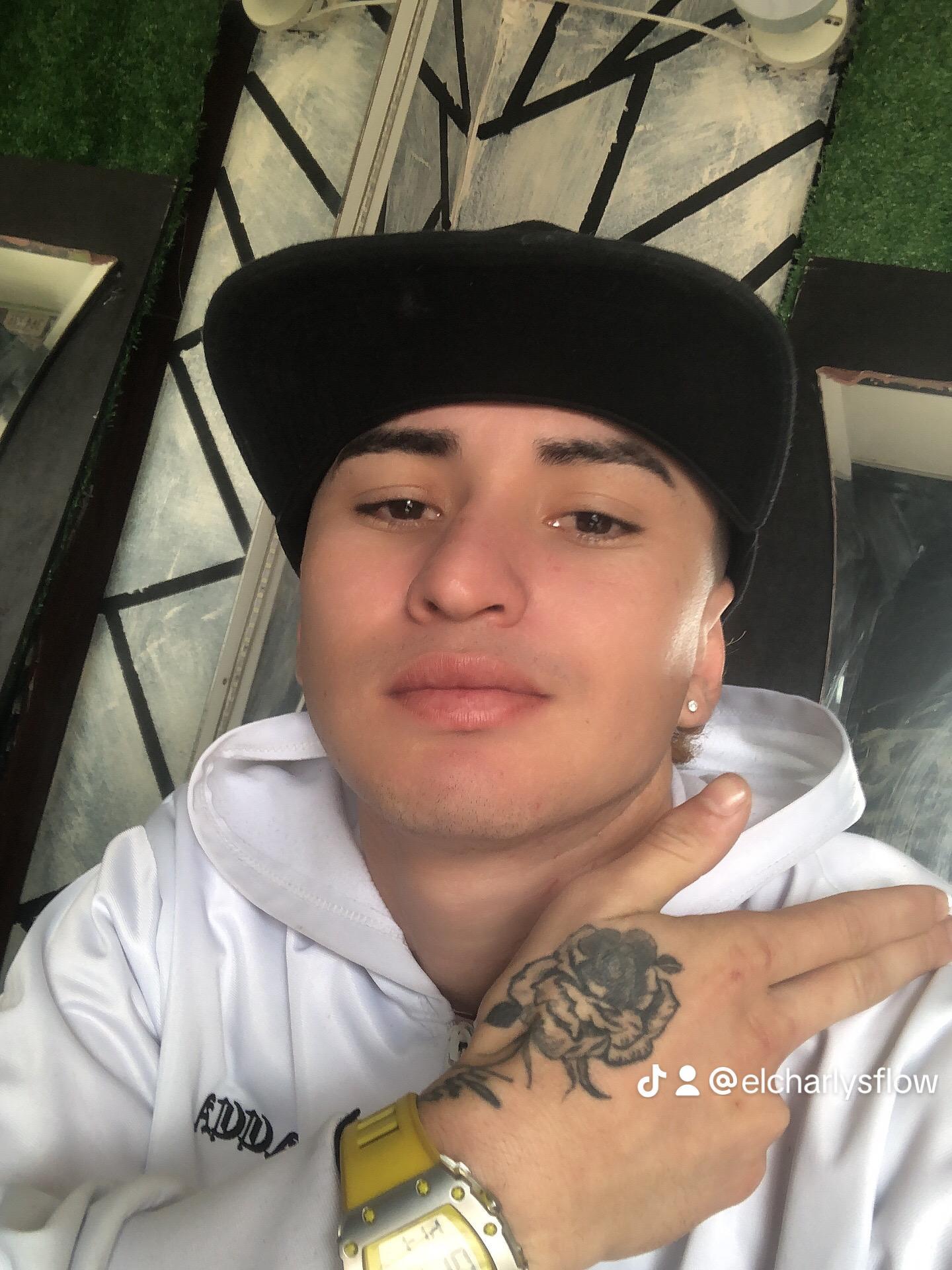 charlysflow3's Profile
