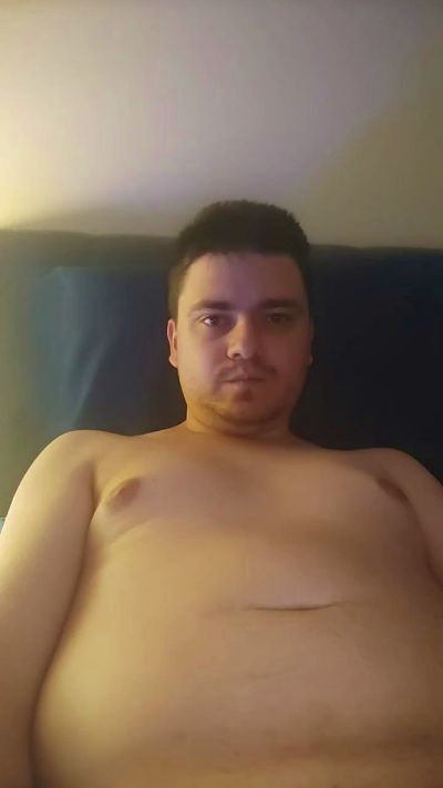 sexyguywhore18's Profile
