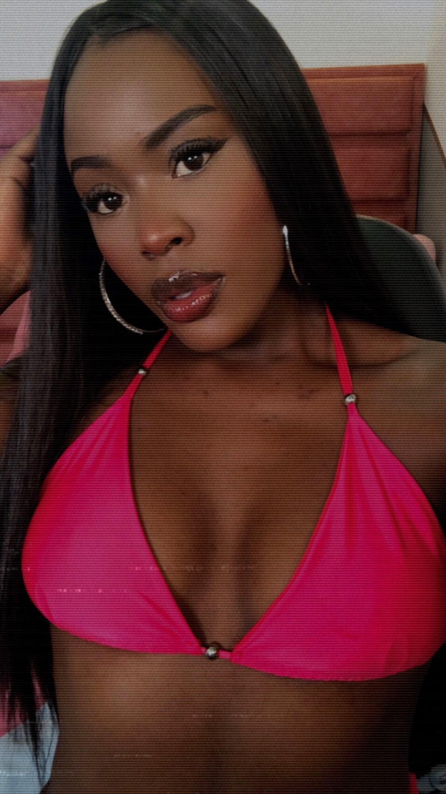 sofia_samuels's Profile